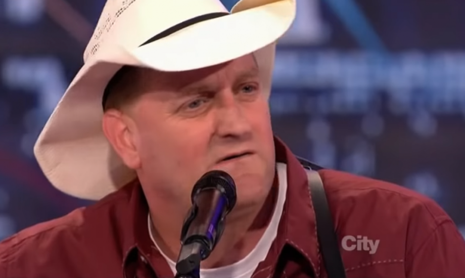 They Ridiculed him When he start playing his guitar...But When He Begins to sing….WOW 1 5