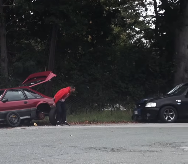 Everyone Ignored Him When His Car Broke Down. When I Saw Who Finally Helped Him, I Fought Back Tears! 1 58